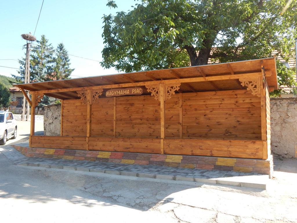 Hotel Postakocsi Vendeghaz Kisgyor Exterior foto